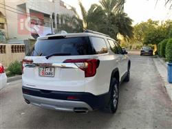 GMC Acadia